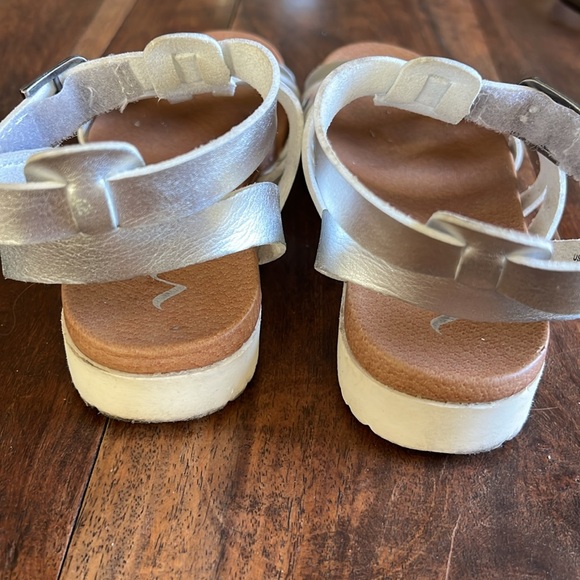 Nina Girls Silver Sandals Size 1 - Picture 4 of 6